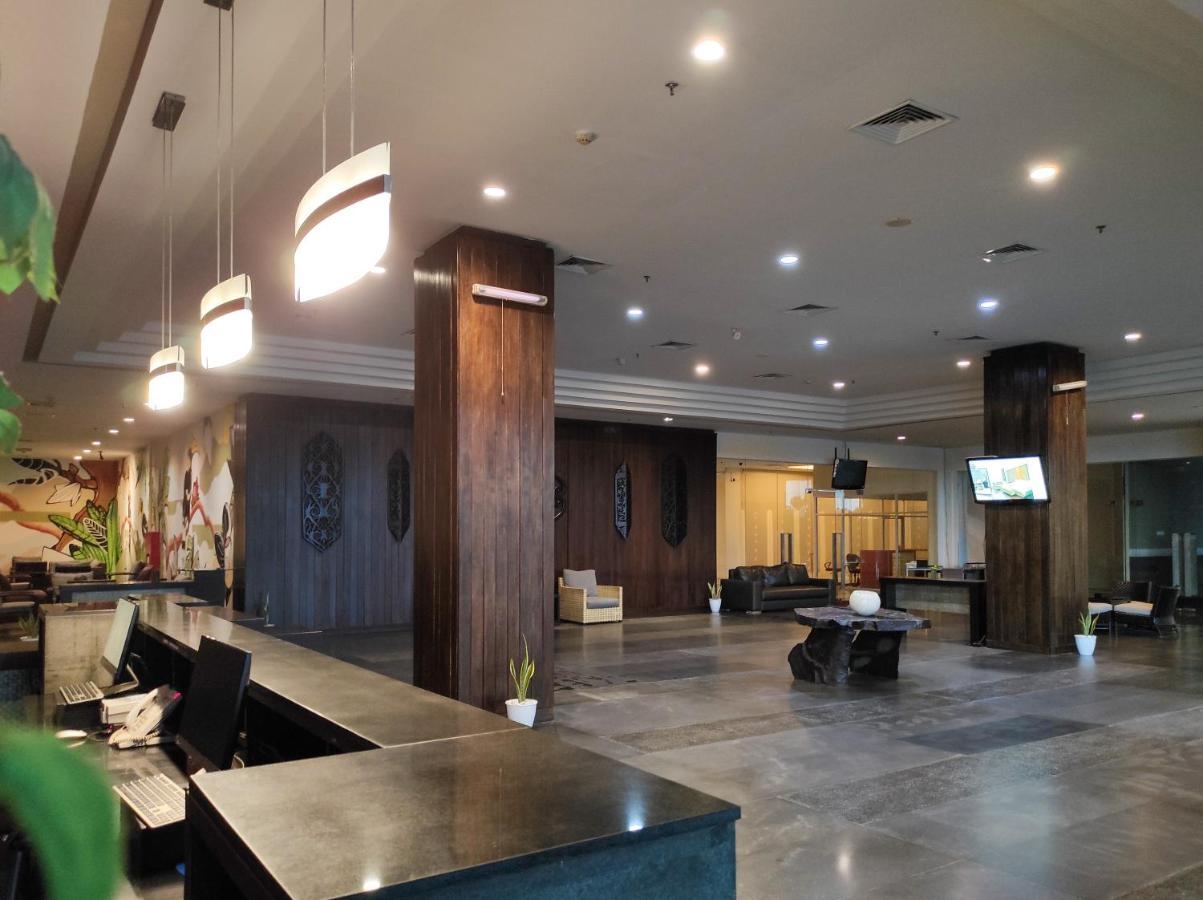 Hotel Horison Ultima Bandara Balikpapan Sepinggang Kecil Zewnętrze zdjęcie